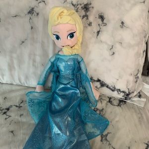 Disney Frozen Elsa Disney On Ice plush
